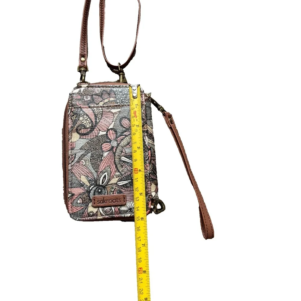 Sakroots Artist Circle Smartphone Wallet/Wristlet with Crossbody Strap